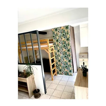 Avec Jardin Apartmán *